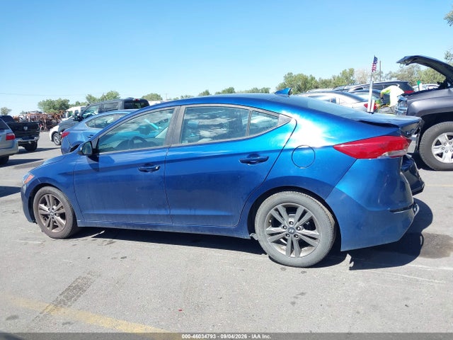 2017 Hyundai Elantra Se მანქანა იყიდება აუქციონზე, vin: 5NPD84LF1HH185532, აუქციონის ნომერი: 46034793