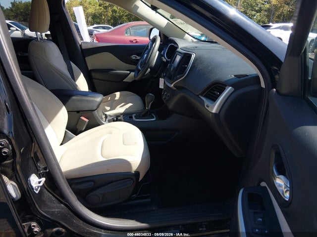 Auction sale of the 2018 Jeep Cherokee Latitude Fwd, vin: 1C4PJLCB2JD538283, lot number: 46034833