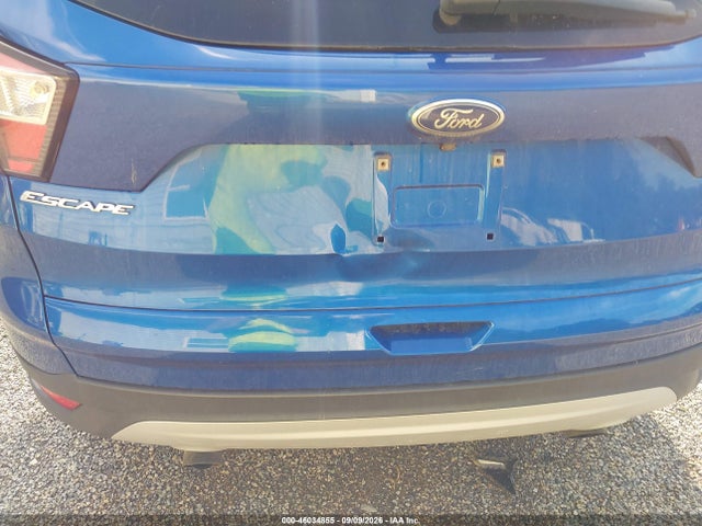 Продажа на аукционе авто 2018 Ford Escape Se, vin: 1FMCU9GD2JUA29388, номер лота: 46034855