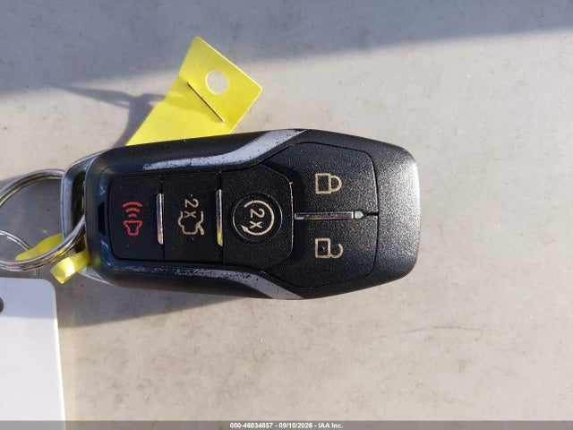 46034857 :رقم المزاد ، 1FM5K8D82GGD08606 vin ، 2016 Ford Explorer Xlt مزاد بيع