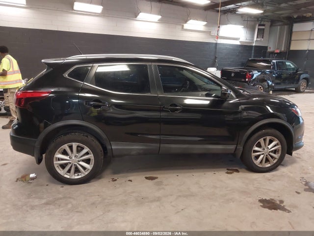 2017 Nissan Rogue Sport Sv მანქანა იყიდება აუქციონზე, vin: JN1BJ1CR8HW131937, აუქციონის ნომერი: 46034890