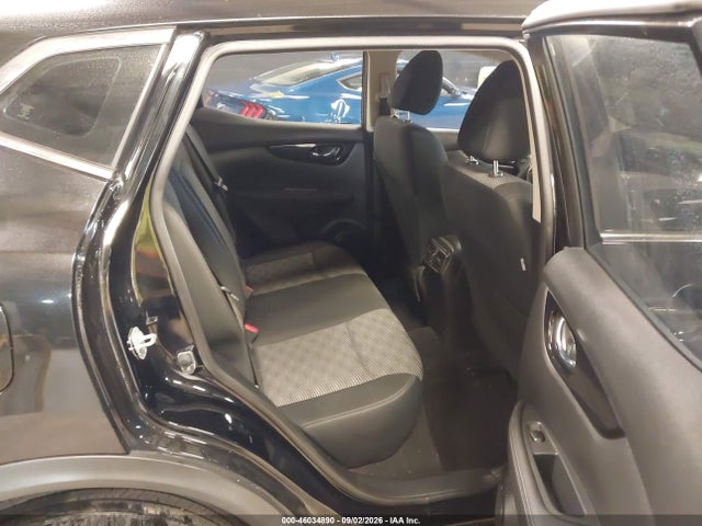 2017 Nissan Rogue Sport Sv მანქანა იყიდება აუქციონზე, vin: JN1BJ1CR8HW131937, აუქციონის ნომერი: 46034890