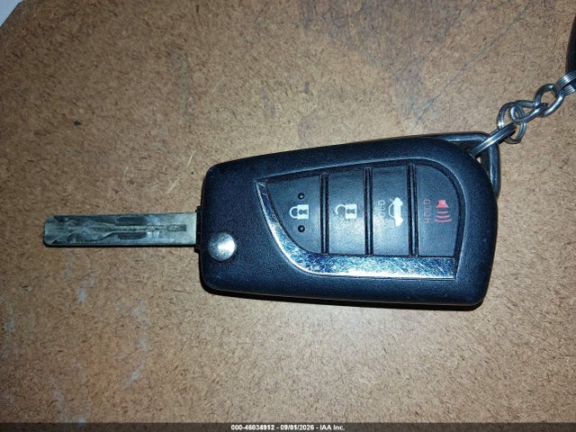 4T1B11HK4JU151091 Toyota CAMRY SE