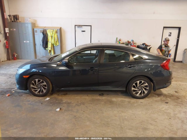 2017 Honda Civic Ex მანქანა იყიდება აუქციონზე, vin: 19XFC2F71HE055996, აუქციონის ნომერი: 46034914