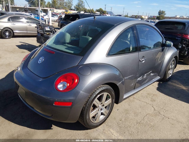 2006 Volkswagen New Beetle 2.5 მანქანა იყიდება აუქციონზე, vin: 3VWRG31C66M410494, აუქციონის ნომერი: 46034916
