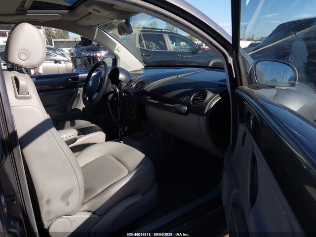 2006 Volkswagen New Beetle 2.5 მანქანა იყიდება აუქციონზე, vin: 3VWRG31C66M410494, აუქციონის ნომერი: 46034916