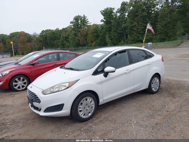 Ford FIESTA S 2015 3FADP4AJXFM190753 Image 2