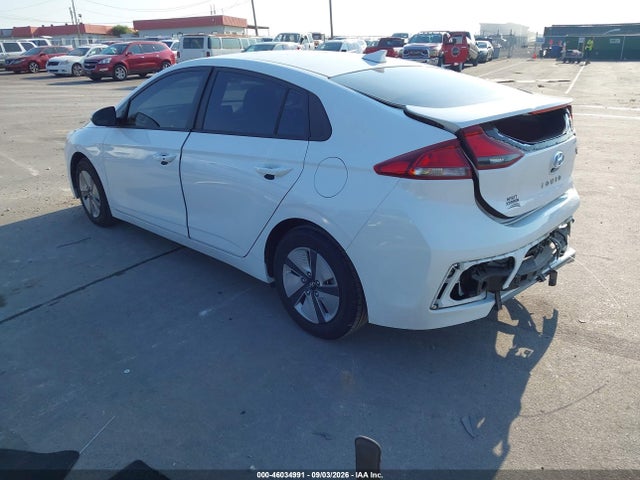 Продажа на аукционе авто 2022 Hyundai Ioniq Hybrid Blue, vin: KMHC65LC2NU285097, номер лота: 46034991
