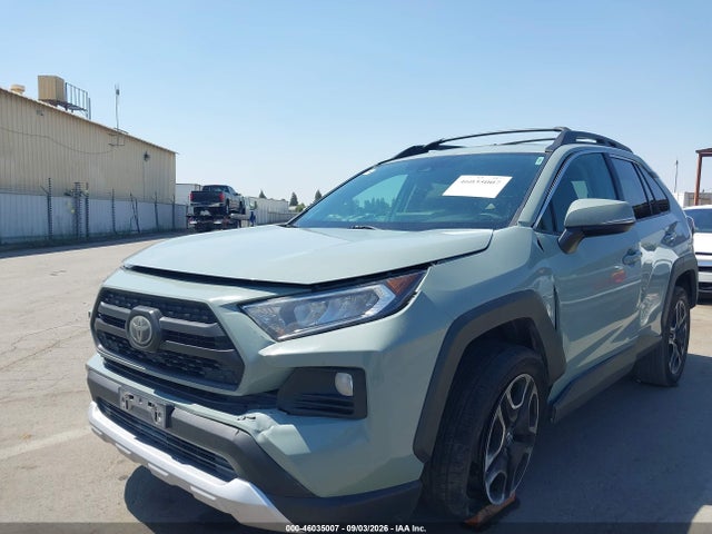 Toyota Rav4 Adventure 2019 2T3J1RFV6KW002911 Image 2