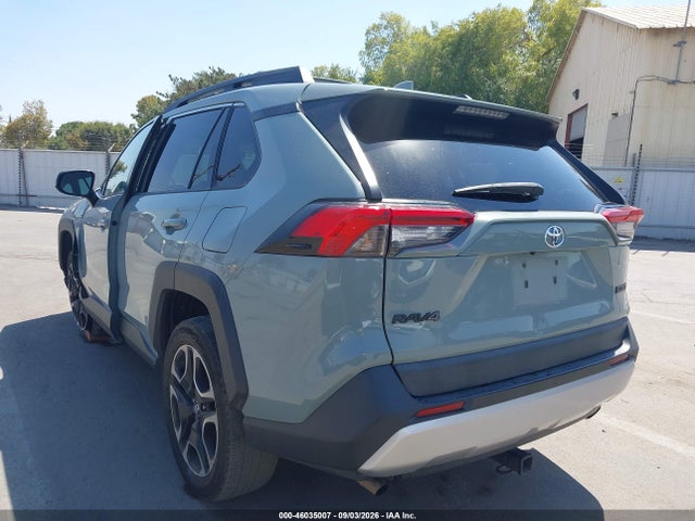 Toyota Rav4 Adventure 2019 2T3J1RFV6KW002911 Image 3