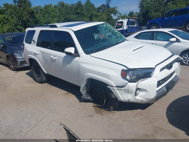 2021 Toyota 4runner Trd Off Road Premium მანქანა იყიდება აუქციონზე, vin: JTERU5JR7M5958157, აუქციონის ნომერი: 46035074