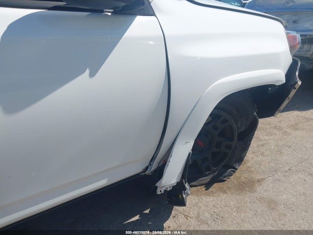 2021 Toyota 4runner Trd Off Road Premium მანქანა იყიდება აუქციონზე, vin: JTERU5JR7M5958157, აუქციონის ნომერი: 46035074