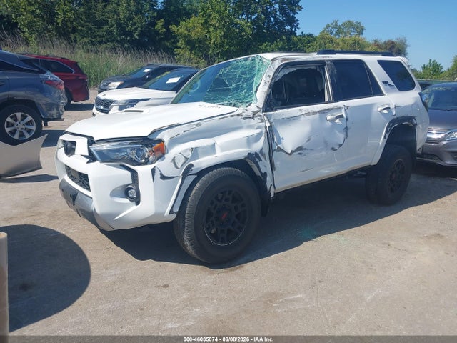 2021 Toyota 4runner Trd Off Road Premium მანქანა იყიდება აუქციონზე, vin: JTERU5JR7M5958157, აუქციონის ნომერი: 46035074