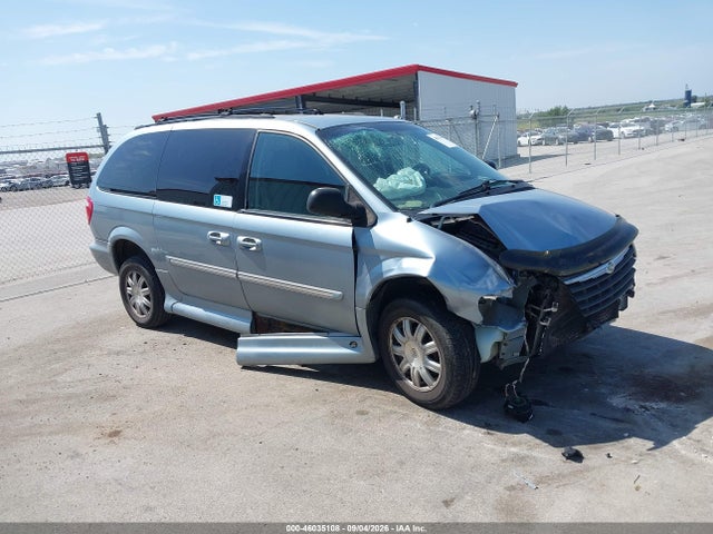 Продаж на аукціоні авто 2005 Chrysler Town & Country Touring, vin: 2C8GP54L95R275776, номер лоту: 46035108