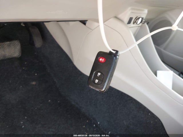 Продажа на аукционе авто 2014 Toyota Prius V Two, vin: JTDZN3EUXE3317196, номер лота: 46035136