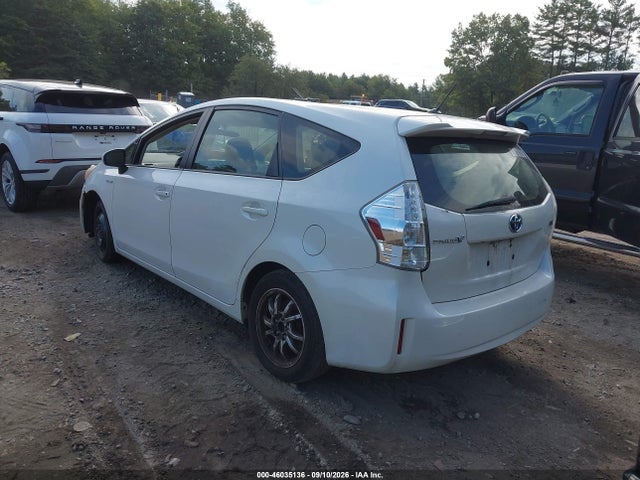 Продажа на аукционе авто 2014 Toyota Prius V Two, vin: JTDZN3EUXE3317196, номер лота: 46035136