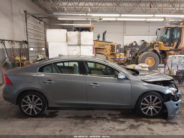 46035152 :رقم المزاد ، LYV402TM9JB174083 vin ، 2018 Volvo S60 Inscription T5 Platinum مزاد بيع