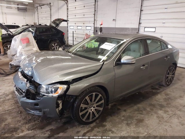 46035152 :رقم المزاد ، LYV402TM9JB174083 vin ، 2018 Volvo S60 Inscription T5 Platinum مزاد بيع