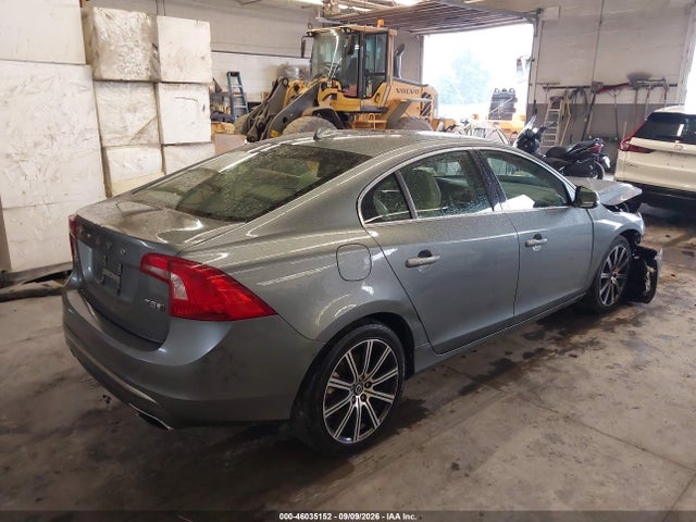 46035152 :رقم المزاد ، LYV402TM9JB174083 vin ، 2018 Volvo S60 Inscription T5 Platinum مزاد بيع