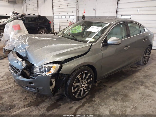 46035152 :رقم المزاد ، LYV402TM9JB174083 vin ، 2018 Volvo S60 Inscription T5 Platinum مزاد بيع