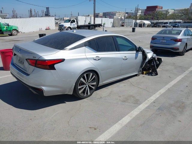 46035155 :رقم المزاد ، 1N4BL4CV6LC166126 vin ، 2020 Nissan Altima Sr Fwd مزاد بيع