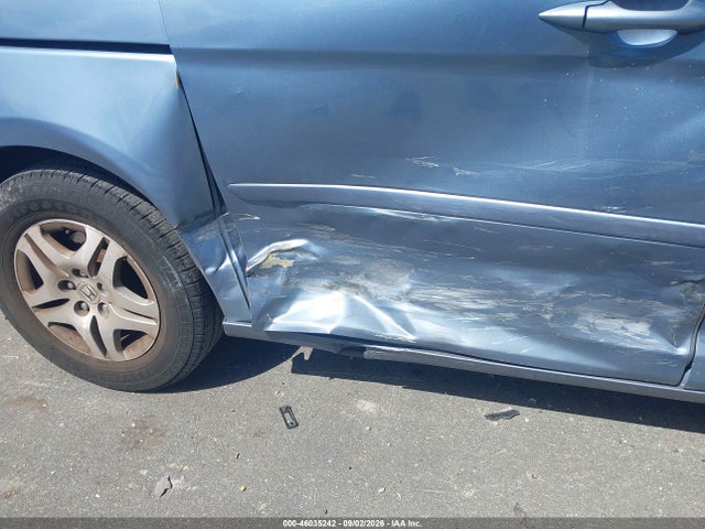 46035242 :رقم المزاد ، 5FNRL38685B029330 vin ، 2005 Honda Odyssey Ex-l مزاد بيع