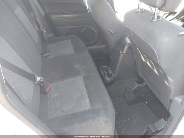 46035395 :رقم المزاد ، 1C4NJDBB7FD381551 vin ، 2015 Jeep Compass Sport مزاد بيع