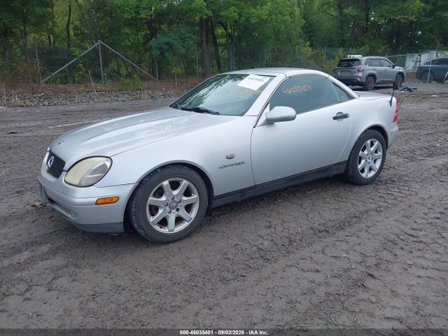 46035401 :رقم المزاد ، WDBKK47F6YF169659 vin ، 2000 Mercedes-benz Slk 230 Kompressor مزاد بيع