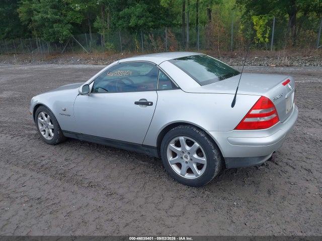 46035401 :رقم المزاد ، WDBKK47F6YF169659 vin ، 2000 Mercedes-benz Slk 230 Kompressor مزاد بيع