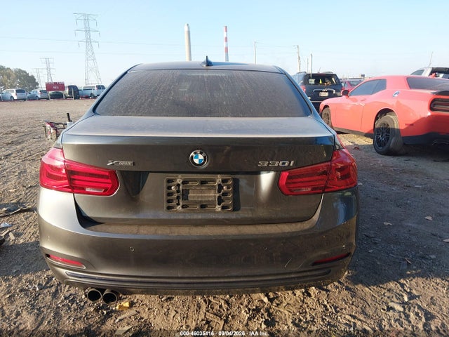 2017 Bmw 330i Xdrive მანქანა იყიდება აუქციონზე, vin: WBA8D9C53HK678421, აუქციონის ნომერი: 46035416