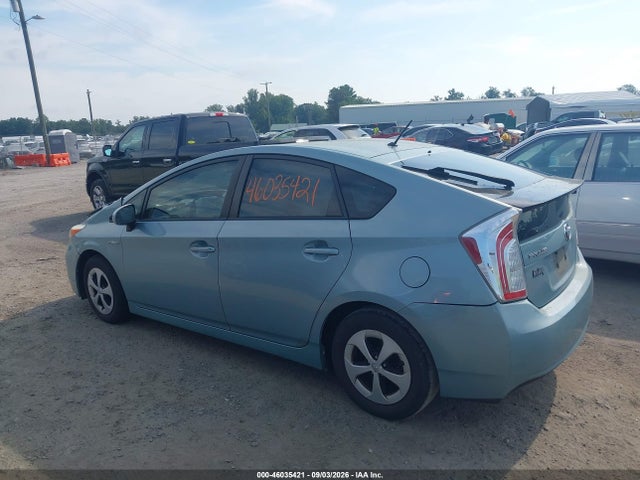 Toyota Prius Two 2014 JTDKN3DU8E1782882 Image 14