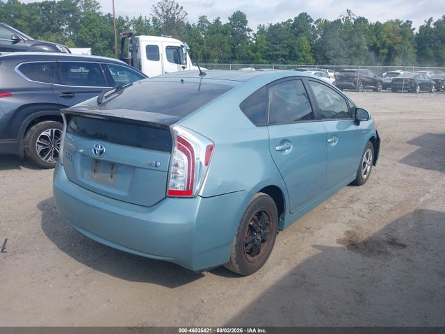 Toyota Prius Two 2014 JTDKN3DU8E1782882 Image 4