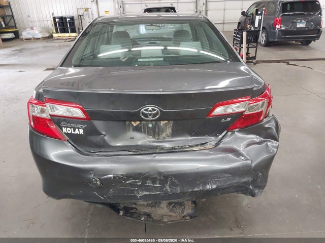 46035465 :رقم المزاد ، 4T4BF1FK7ER359286 vin ، 2014 Toyota Camry Le مزاد بيع