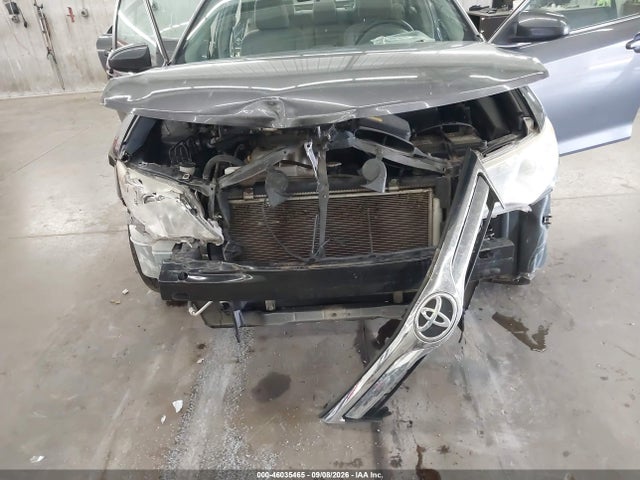 46035465 :رقم المزاد ، 4T4BF1FK7ER359286 vin ، 2014 Toyota Camry Le مزاد بيع