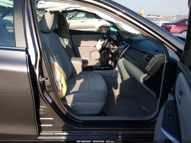 2016 Toyota Camry Le მანქანა იყიდება აუქციონზე, vin: 4T4BF1FK3GR519327, აუქციონის ნომერი: 46035467
