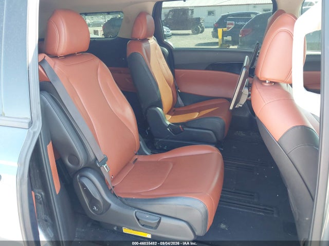 46035482 :رقم المزاد ، KNDNE5H35N6061481 vin ، 2022 Kia Carnival Mpv Sx مزاد بيع