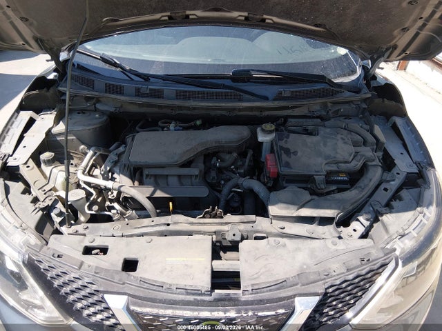 2017 Nissan Rogue Sport Sl მანქანა იყიდება აუქციონზე, vin: JN1BJ1CP3HW033557, აუქციონის ნომერი: 46035485