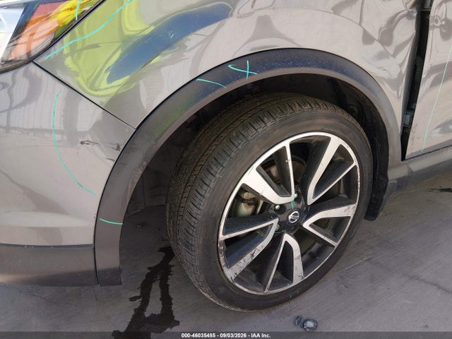 2017 Nissan Rogue Sport Sl მანქანა იყიდება აუქციონზე, vin: JN1BJ1CP3HW033557, აუქციონის ნომერი: 46035485