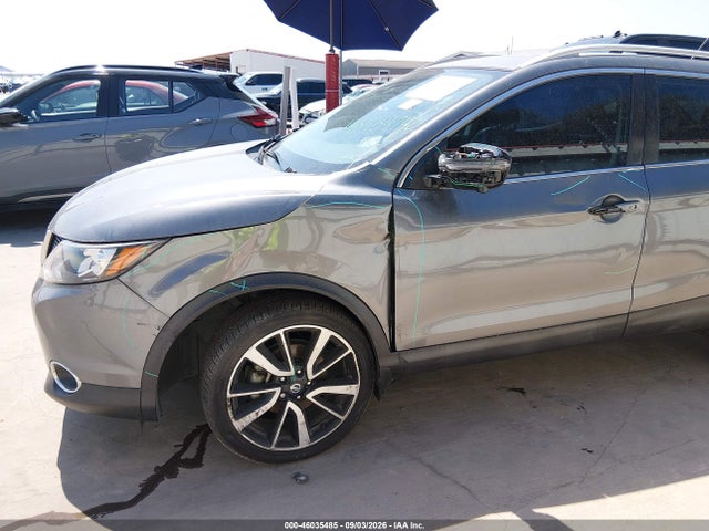 2017 Nissan Rogue Sport Sl მანქანა იყიდება აუქციონზე, vin: JN1BJ1CP3HW033557, აუქციონის ნომერი: 46035485