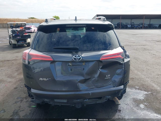Toyota RAV4 LE 2017 2T3BFREV8HW563658 Image 16