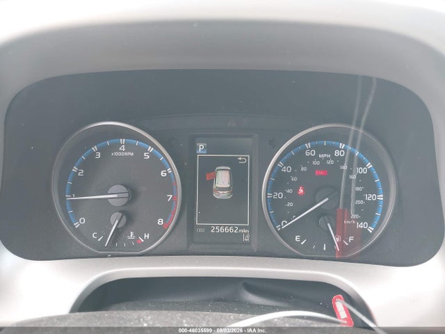 Toyota RAV4 LE 2017 2T3BFREV8HW563658 Image 7