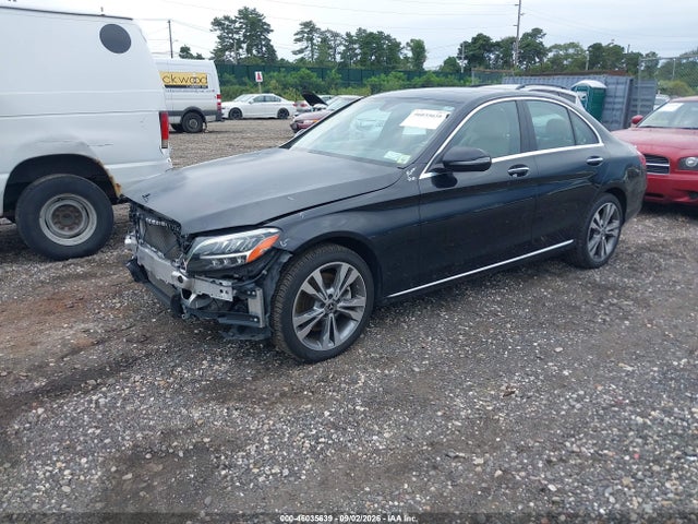 2021 Mercedes-benz C 300 4matic მანქანა იყიდება აუქციონზე, vin: W1KWF8EB0MR650147, აუქციონის ნომერი: 46035639