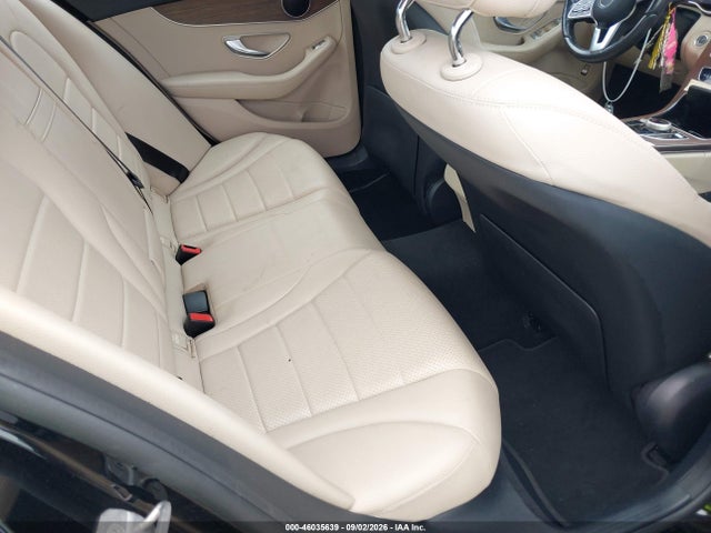 2021 Mercedes-benz C 300 4matic მანქანა იყიდება აუქციონზე, vin: W1KWF8EB0MR650147, აუქციონის ნომერი: 46035639