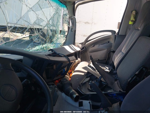 46035685 :رقم المزاد ، 54DC4W1B5CS801080 vin ، 2012 Isuzu Npr Gas Reg مزاد بيع