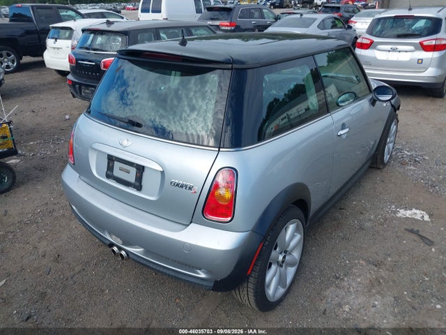 Продаж на аукціоні авто 2004 Mini Cooper S, vin: WMWRE33424TD84540, номер лоту: 46035703