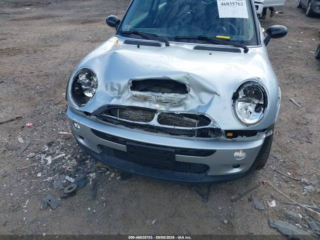 Продаж на аукціоні авто 2004 Mini Cooper S, vin: WMWRE33424TD84540, номер лоту: 46035703