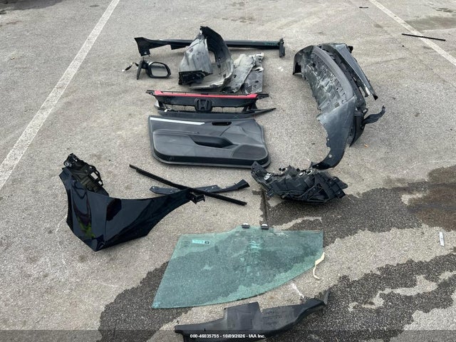 46035755 :رقم المزاد ، 19XFC2F88ME002358 vin ، 2021 Honda Civic Sport مزاد بيع