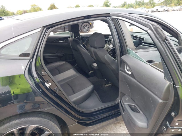46035755 :رقم المزاد ، 19XFC2F88ME002358 vin ، 2021 Honda Civic Sport مزاد بيع
