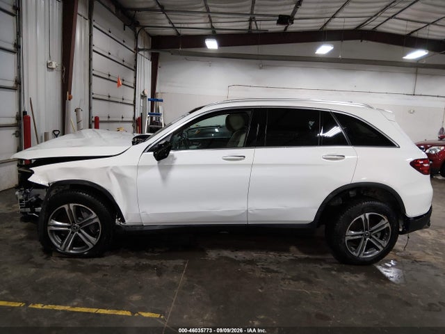 2019 Mercedes-benz Glc 300 4matic მანქანა იყიდება აუქციონზე, vin: WDC0G4KB7KV194527, აუქციონის ნომერი: 46035773