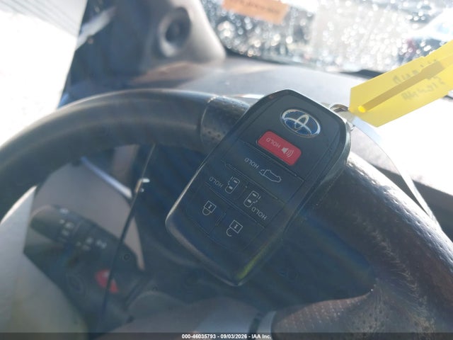 2021 Toyota Sienna Platinum მანქანა იყიდება აუქციონზე, vin: 5TDESKFCXMS014746, აუქციონის ნომერი: 46035793